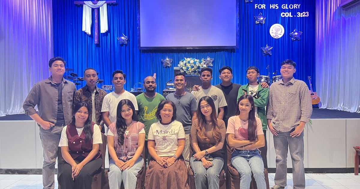 Ibadah Youth Generation of Christ